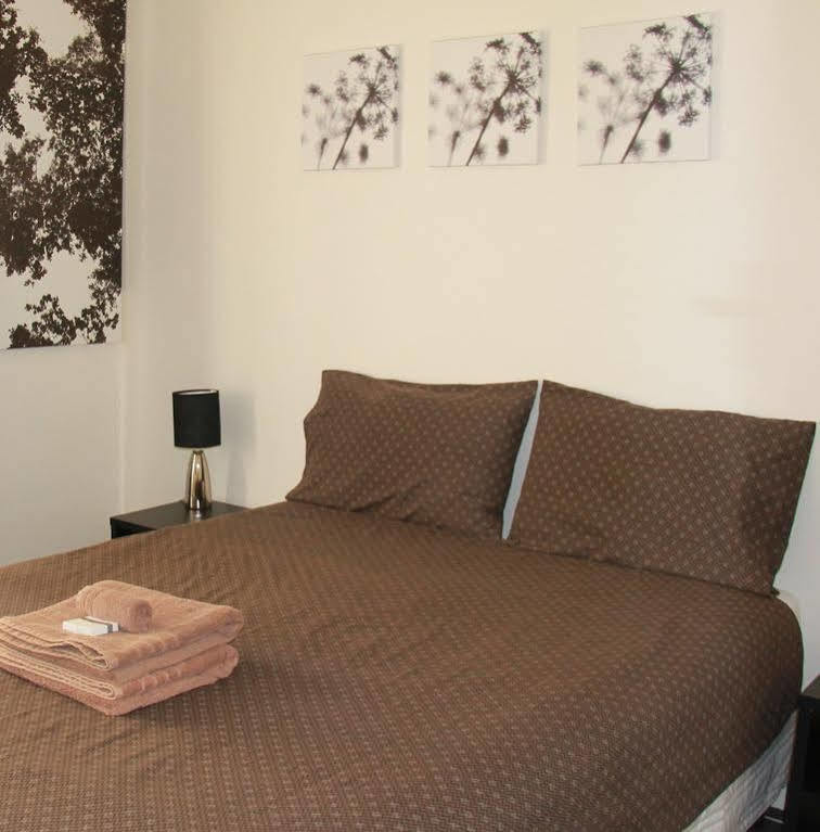 Malibu Apartments - Perth Dış mekan fotoğraf