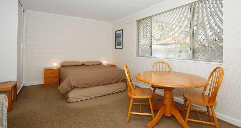 Malibu Apartments - Perth Dış mekan fotoğraf